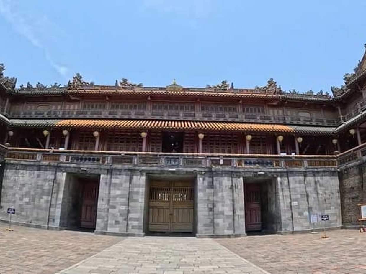 From Da Nang - Scenic railway ride, Hue Heritage sightseeing, Vietnam, photo 4