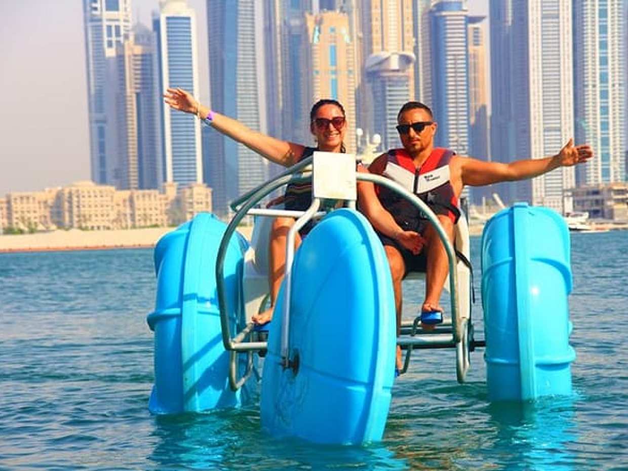 Water Bike à The Palm Dubaï aux Émirats Arabes Unis