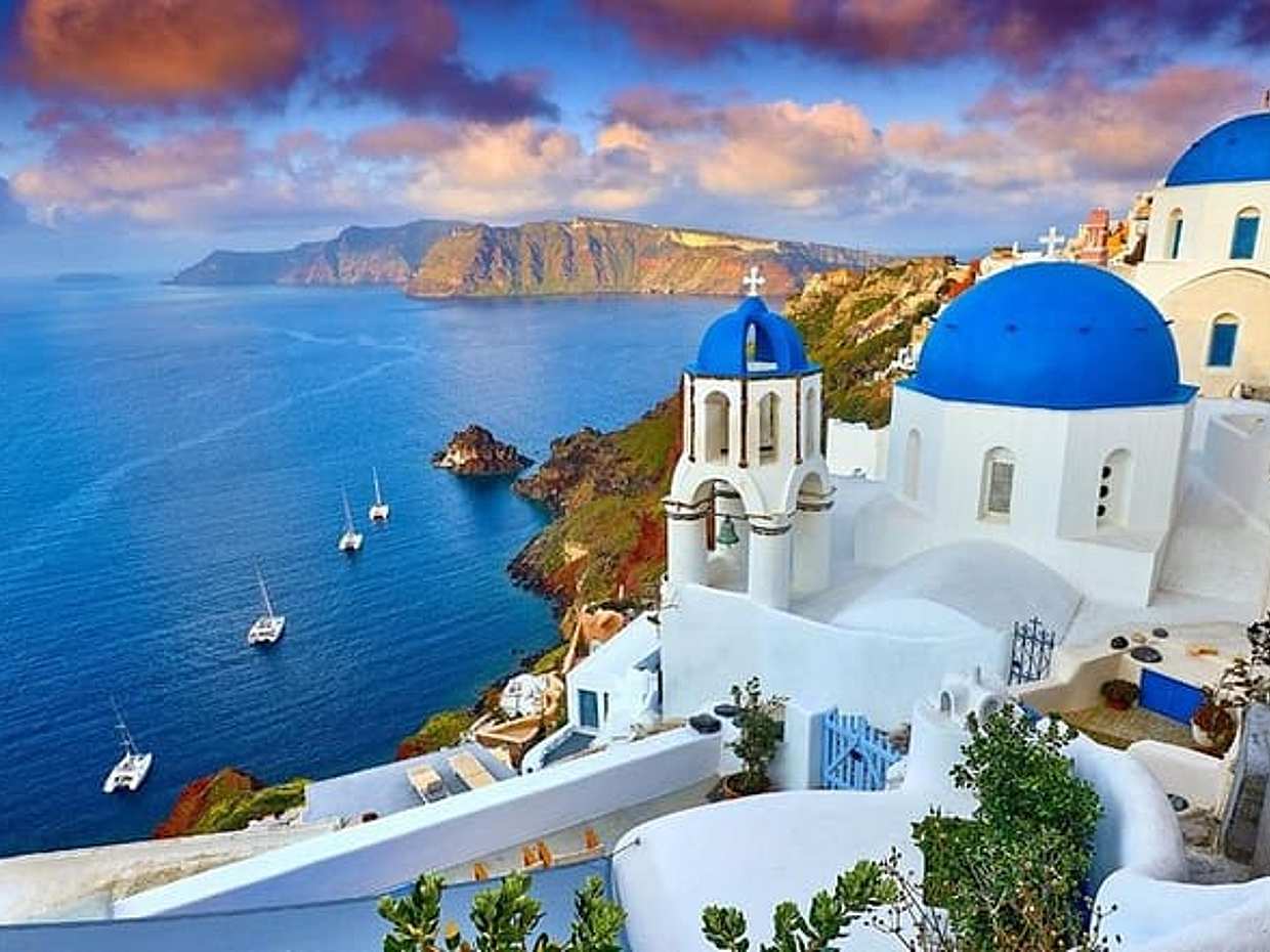 Shared Sunset Cruise around Santorini's best beaches, photo 5