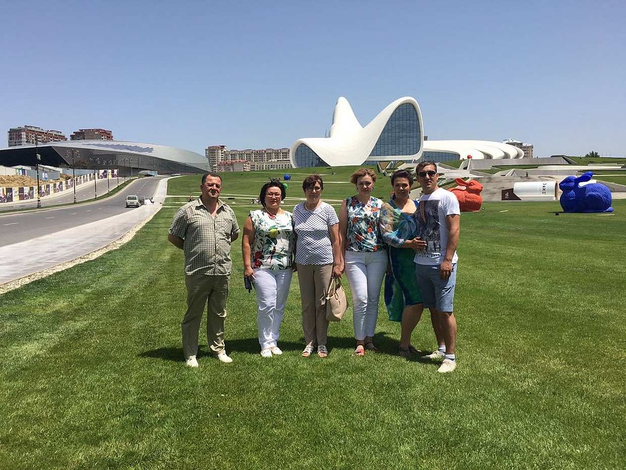 Baku Modern City Car Tour in Azerbaijan, photo 2