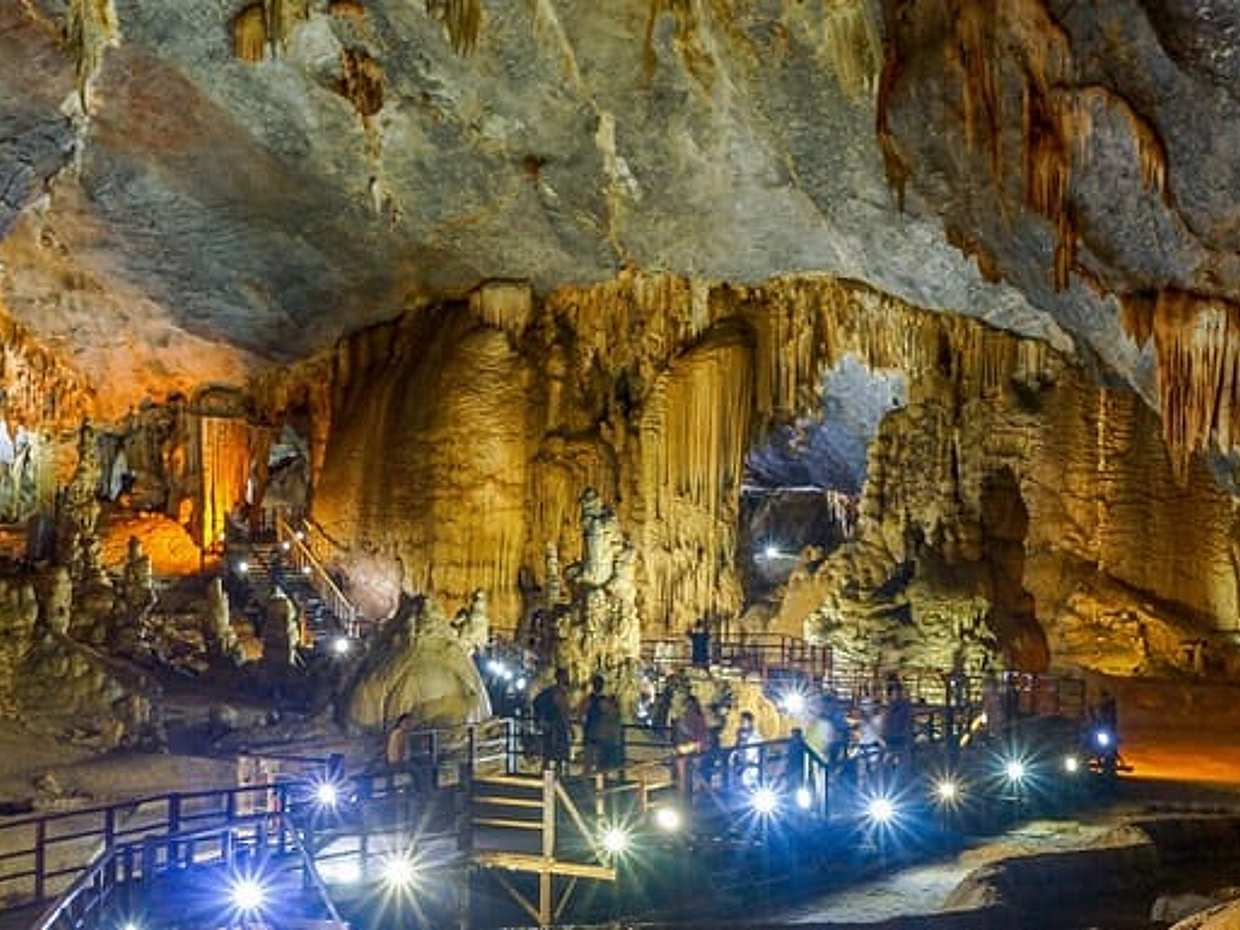 Full day visit Paradise Cave from Hue, photo 2