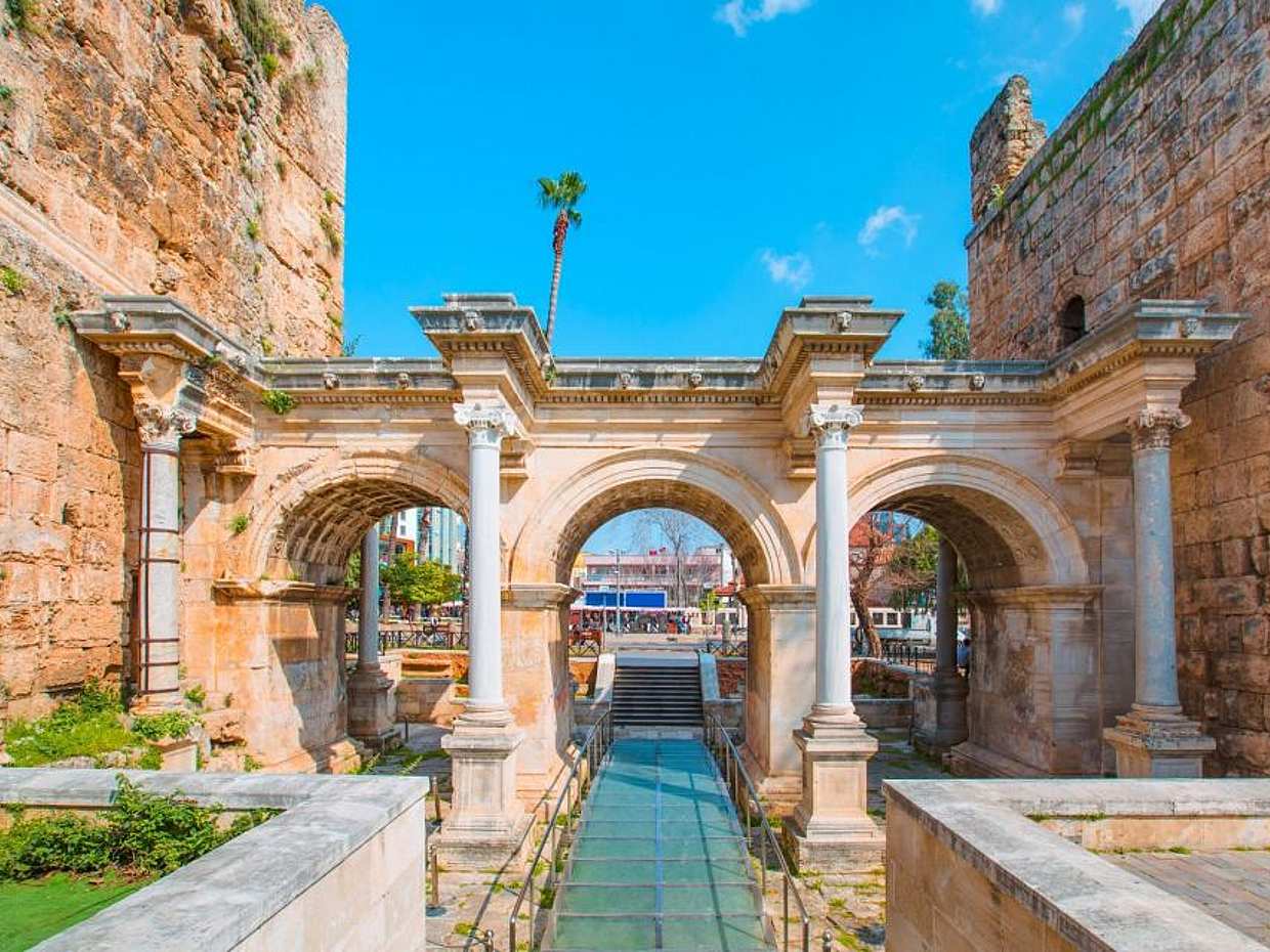 Antalya: Okružní jízda po městě s lanovkou a výlet lodí v Turecku, photo 2