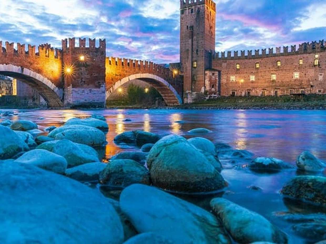 Verona Scavenger Hunt & Highlights Self-Guided Walking Tour in Italy, photo 4