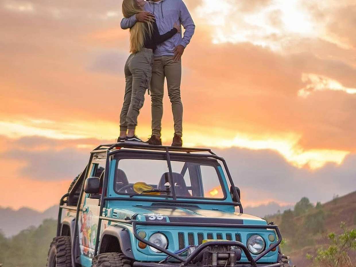 Bali: Tour in jeep all'alba del Monte Batur in Indonesia