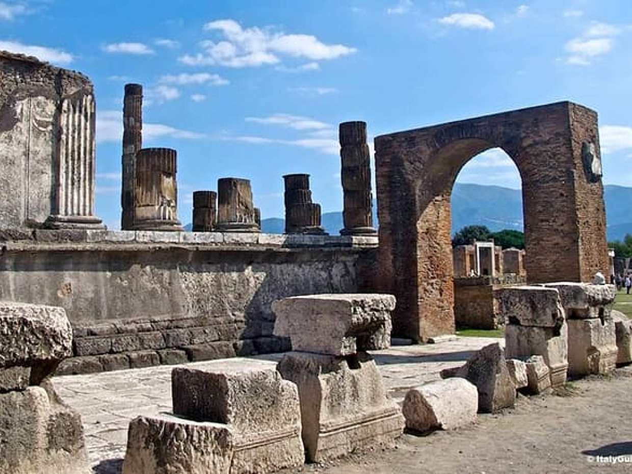 Day tour Naples Vesuvio Pompei