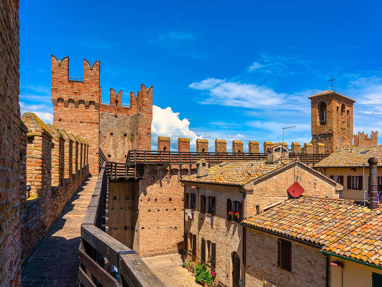 Gradara Walking Tour na Itália.