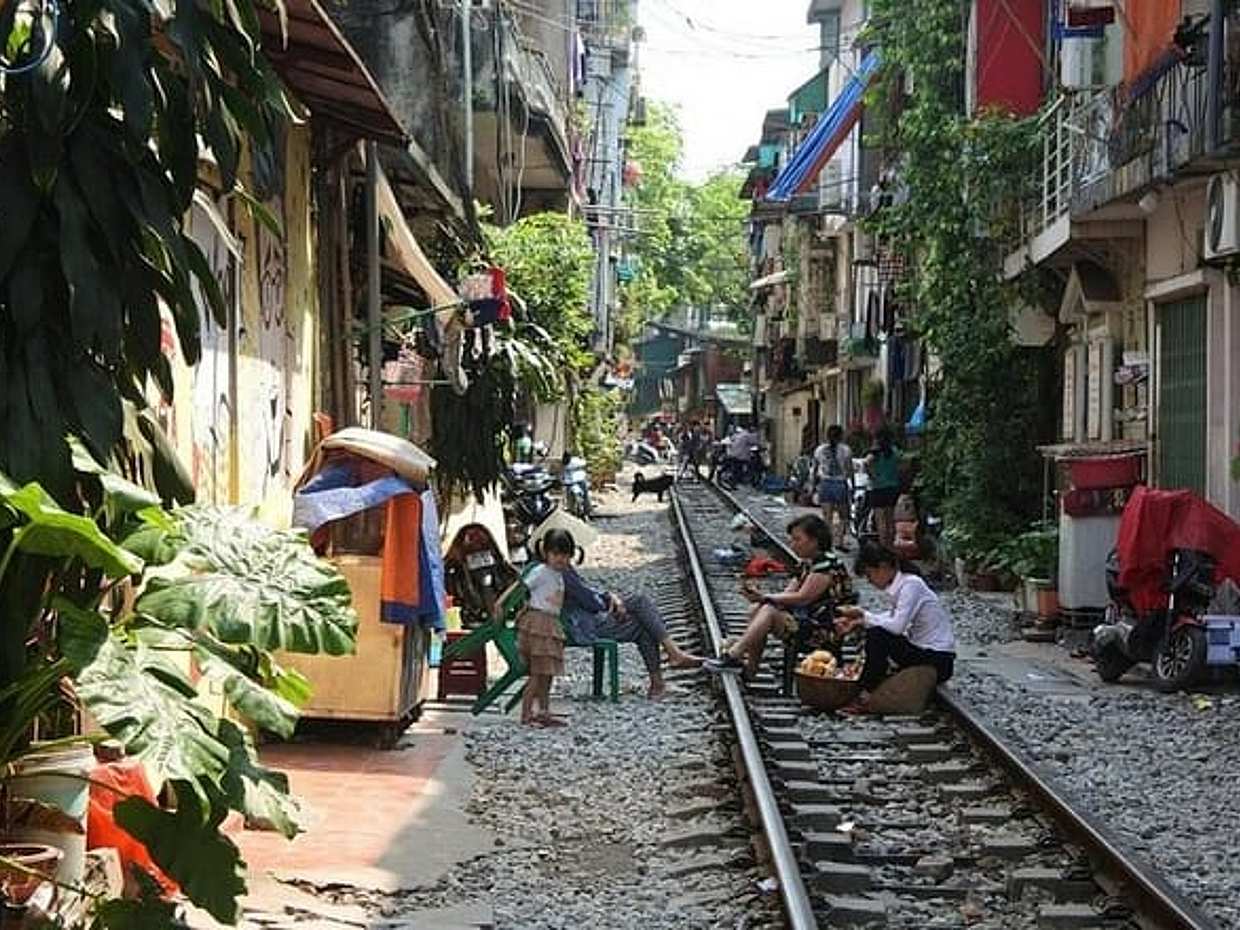 Hanoi Old Quarter and Train Street Walking Tour, photo 2