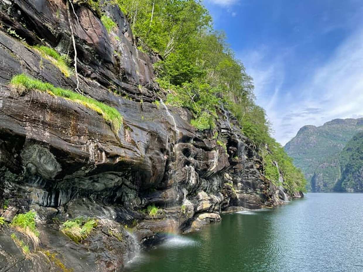 Fyksesund with waterfall private yacht cruise from Norheimsund, refreshments included, photo 5