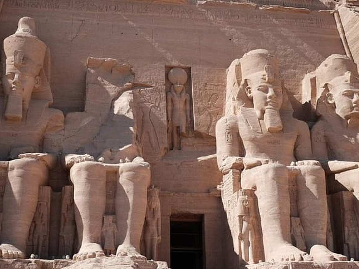 Top 6 Days Around Cairo,Giza Pyramids,Luxor , Aswan & Abu Simbel