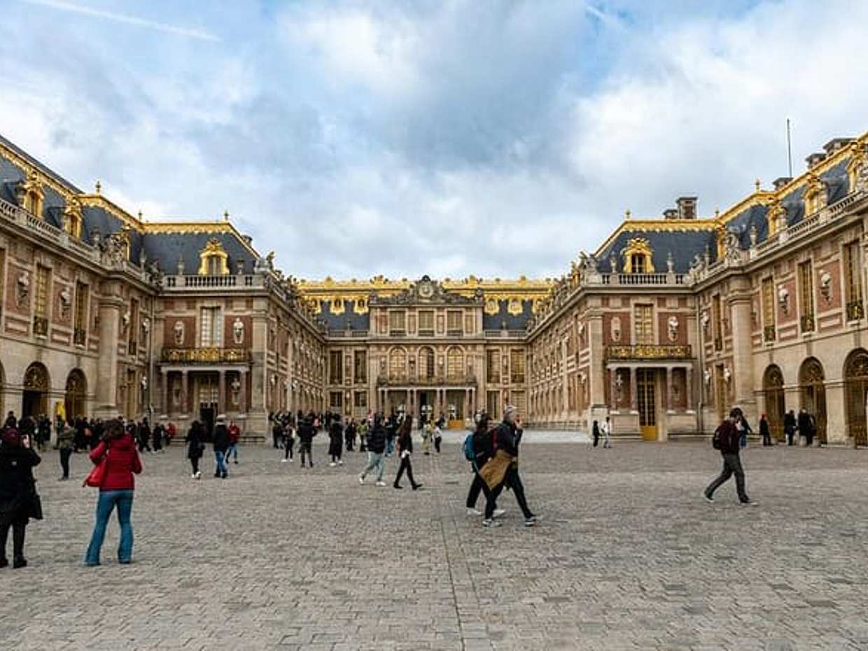 Guided Garden and Palace Tour of Versailles Grand Tour