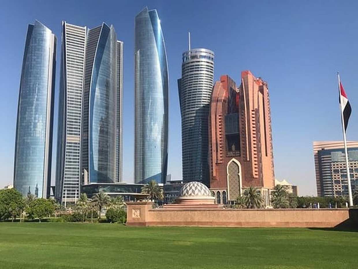 Abu Dhabi City Tour - Discover the capital of UAE