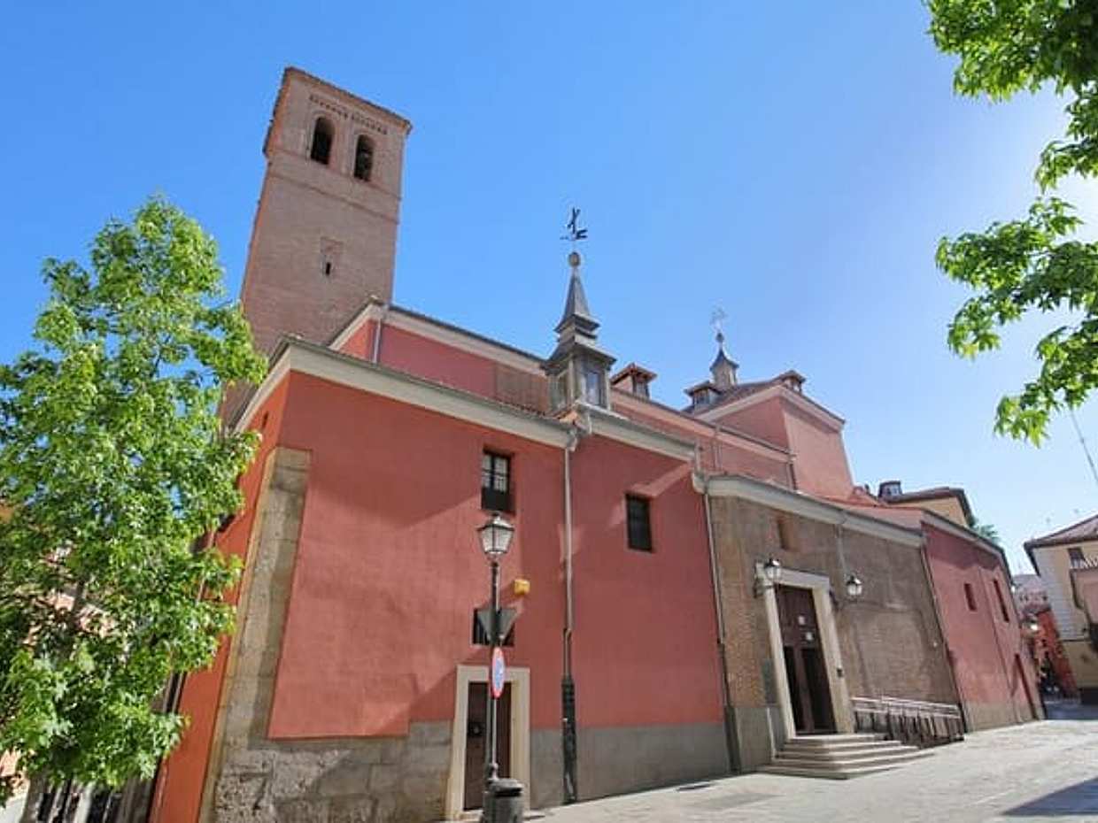 Secrets of La Latina: Self-Guided Puzzle Walk in Madrid in Spain