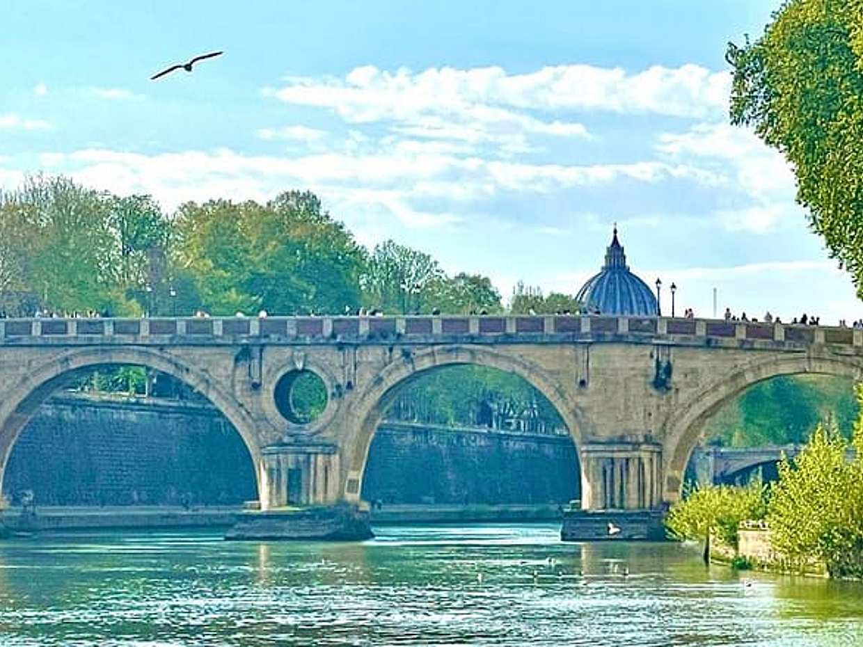 Rome Colosseum, Ancient Rome VIP & Tiber River Boat Ride Tickets