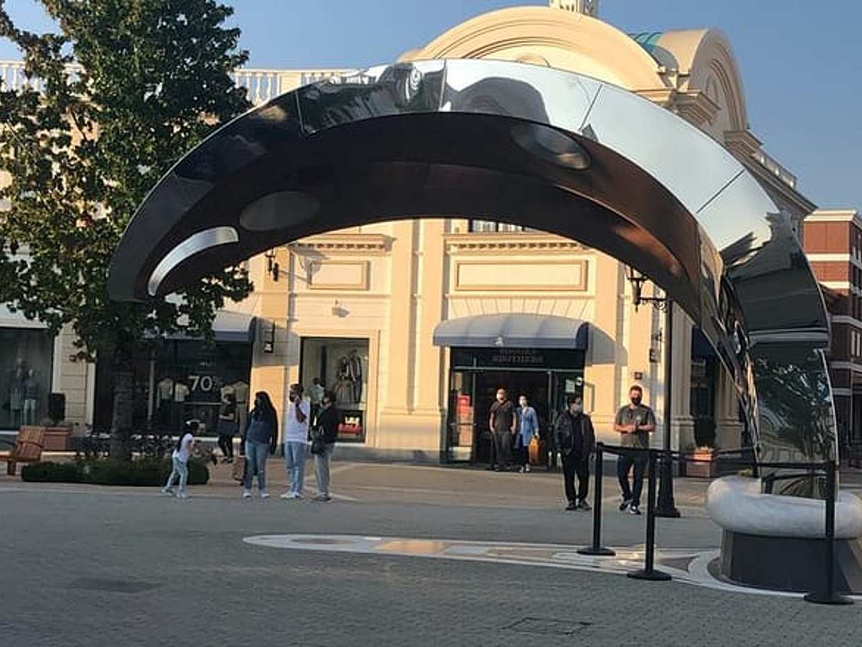 Vancouver Lay Over Shopping (Mc ArthurGlen Designer outlet Mall ) Tour Private, photo 2