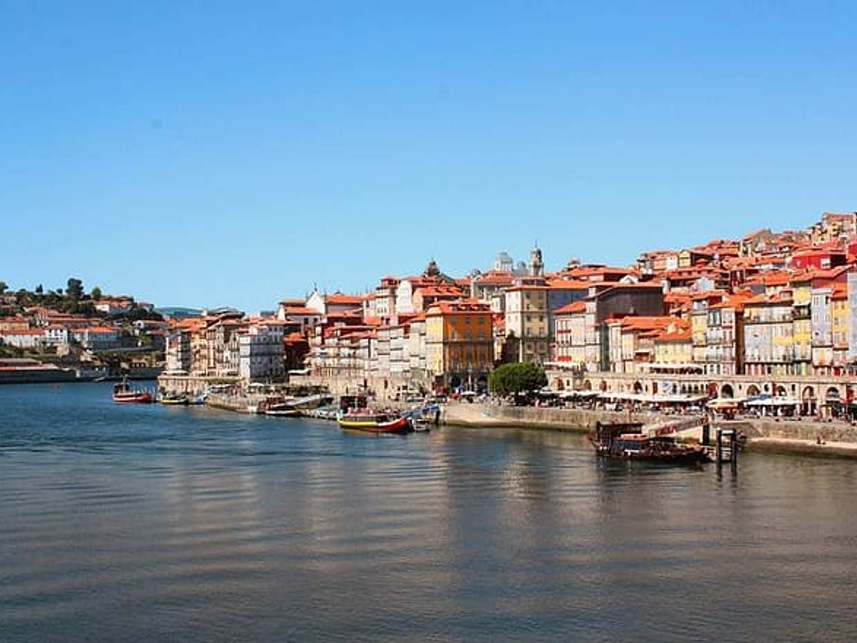 Lizbon'dan Porto'ya Portekiz'de 2 saatlik gezi süresiyle özel tur