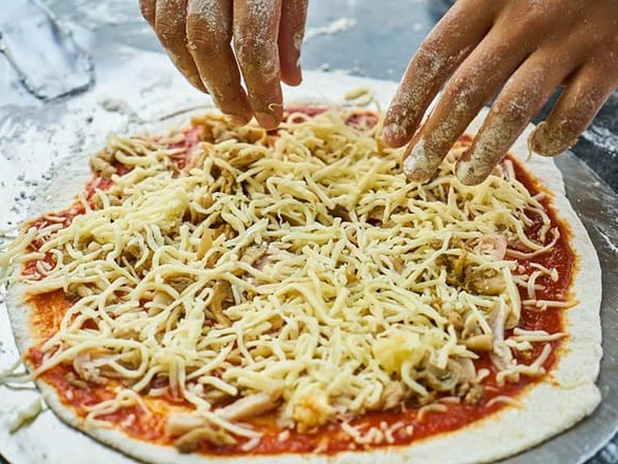 Naples: Neapolitan Pizza Cooking Class with Master Pizzaiolo, photo 5
