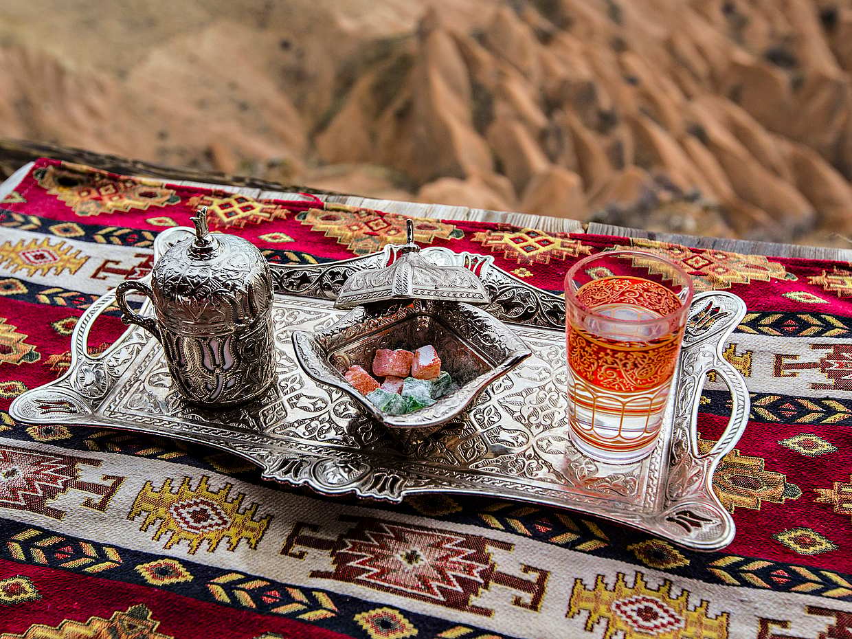 Enjoy Turkish Breakfast in Cappadocian Valley in Göreme, Türkiye, photo 3
