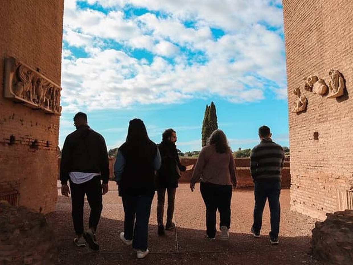 Colosseum, Forum, and Palatine Hill Guided Tour, photo 5
