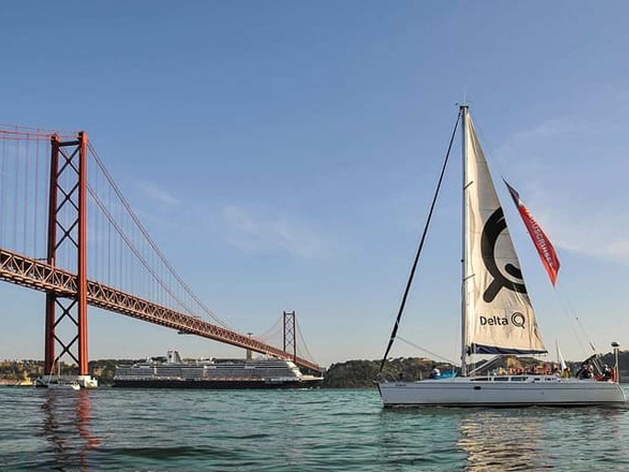 2 hours private sailing tour Lisbon in Portugal, Lisboa, photo 4