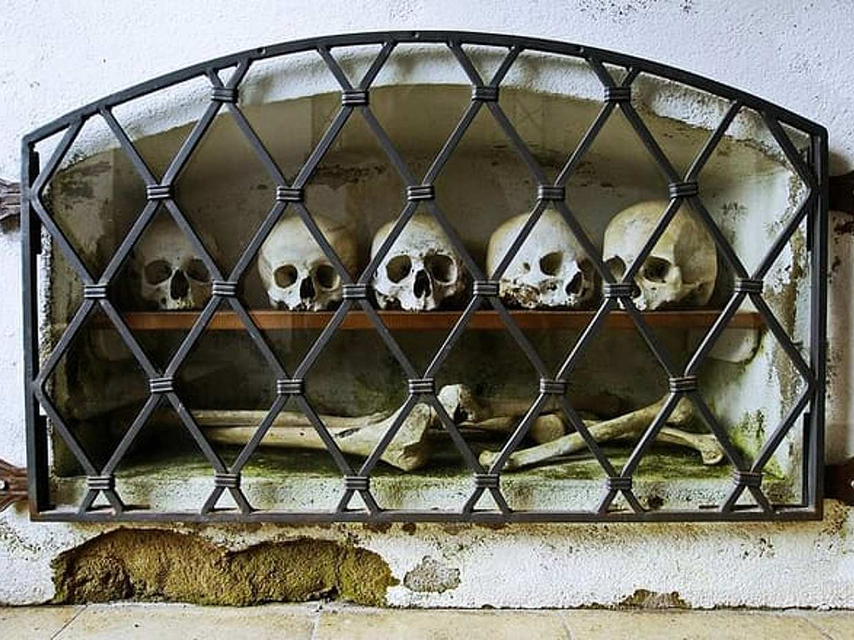 Private Castles and Brewery Day Trip From Prague To Kutna Hora in Czechia, photo 4