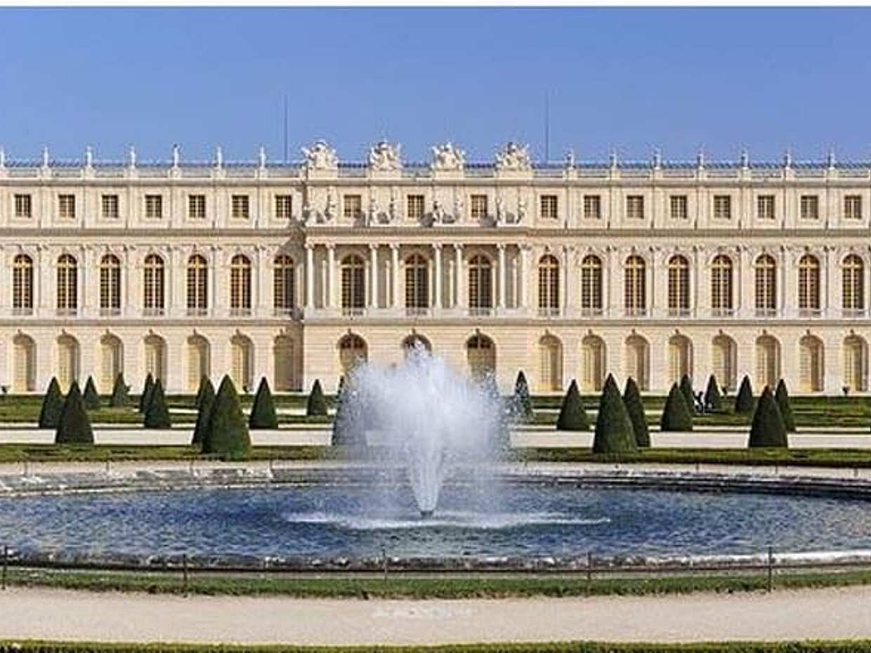 Private Full Day Paris trip including Louvre and Versailles with Pickup in France, photo 2