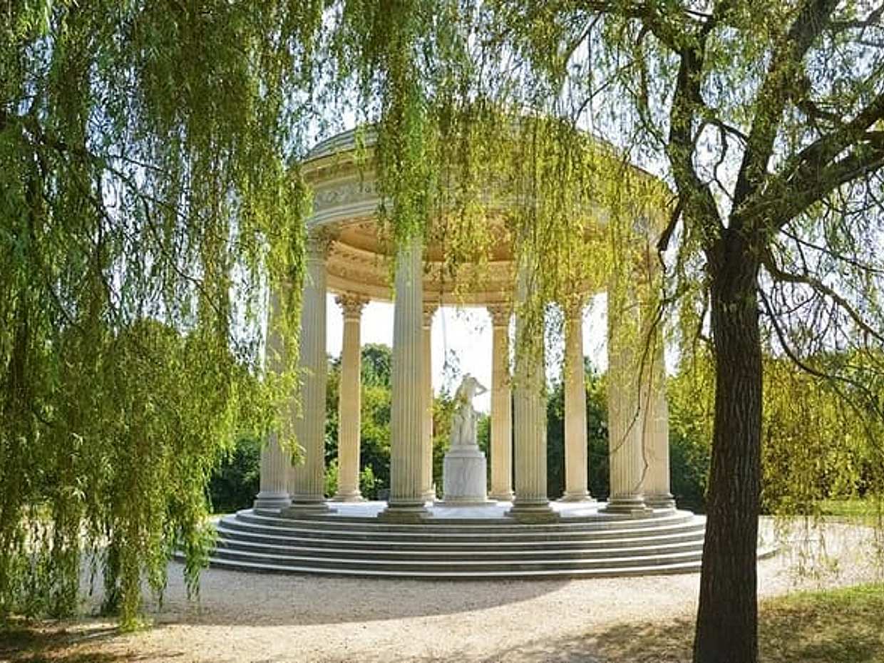 8-Hour Paris Private Vintage Car Tour with Versailles and hotel pick up drop, photo 5