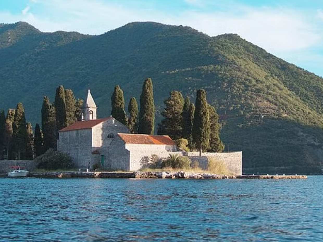 Group Full Day Tour: Kotor & Perast from Dubrovnik in Croatia, photo 2