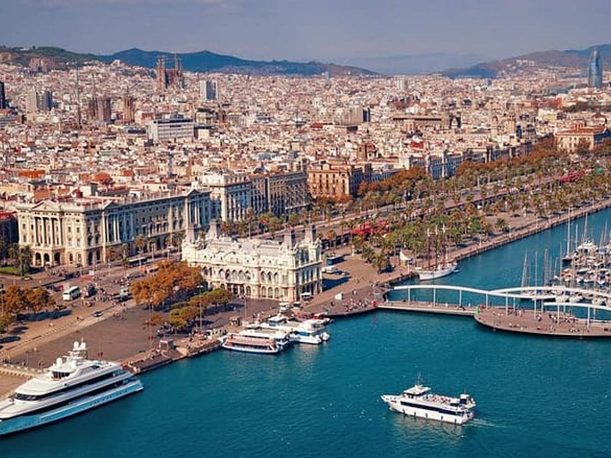 Barcelona & Montserrat Excursion - small-group, pickup & drop-off in Spain, photo 2