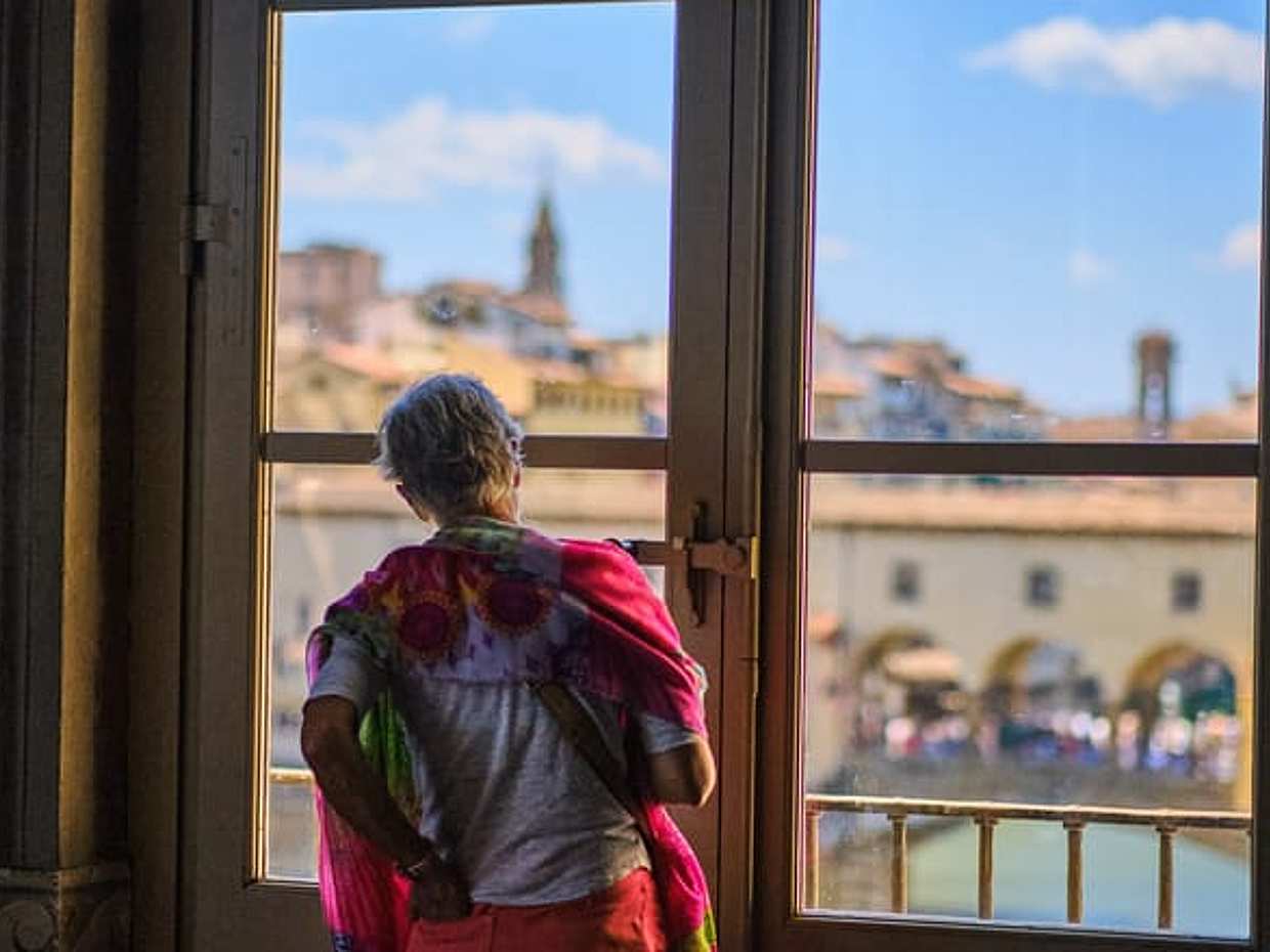 Small group guided tour of the Uffizi Gallery and the Vasari Corridor with skip the line entrance