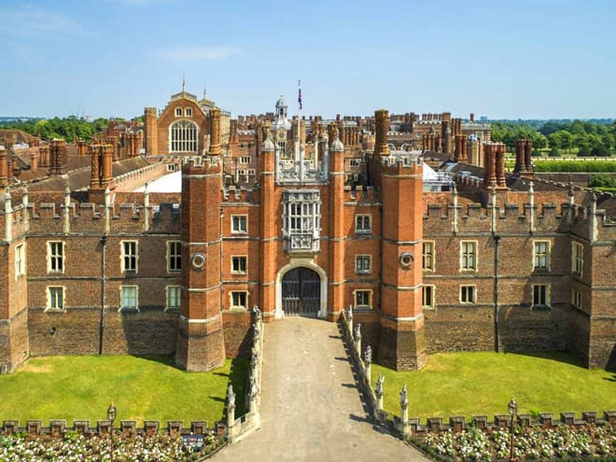 Hampton Court Palace Half-Day Trip from London Including Entry Tickets, photo 2