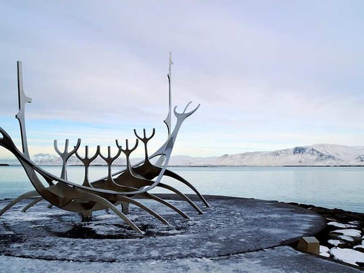 Reykjavik Scavenger Hunt & Highlights Self-Guided Walking Tour in Iceland, Reykjavík