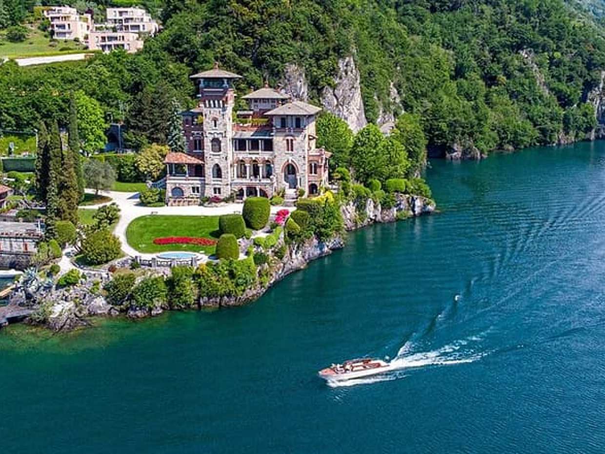 Private Full Day Trip to Lake Como from Milan