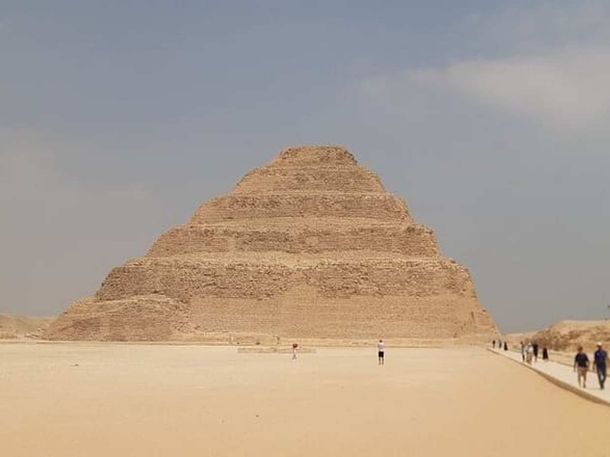 Saqqara Memphis and Dahshur Pyramids Day Tour VIP in Egypt, Cairo, photo 4