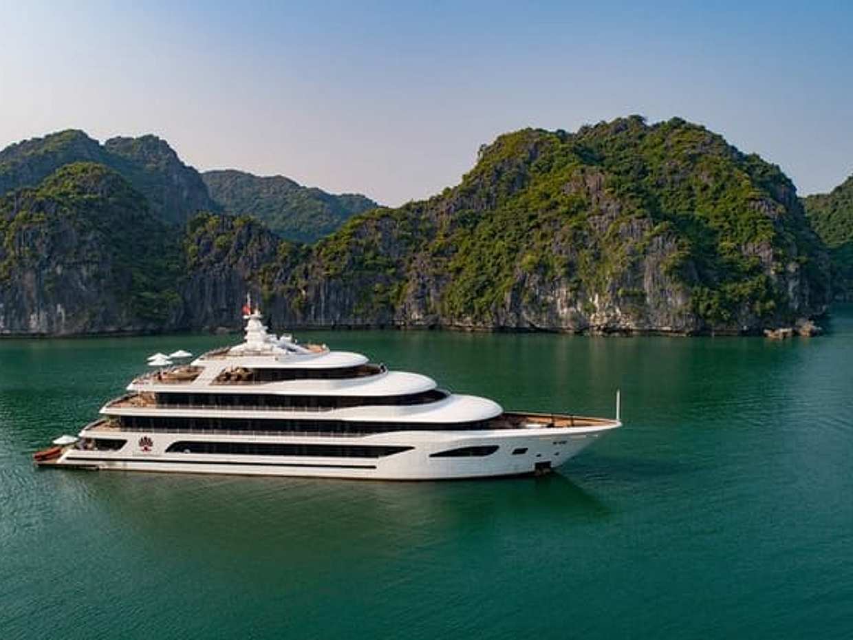 Scarlet Pearl Cruise: A Top Notch Cruise in Halong Bay