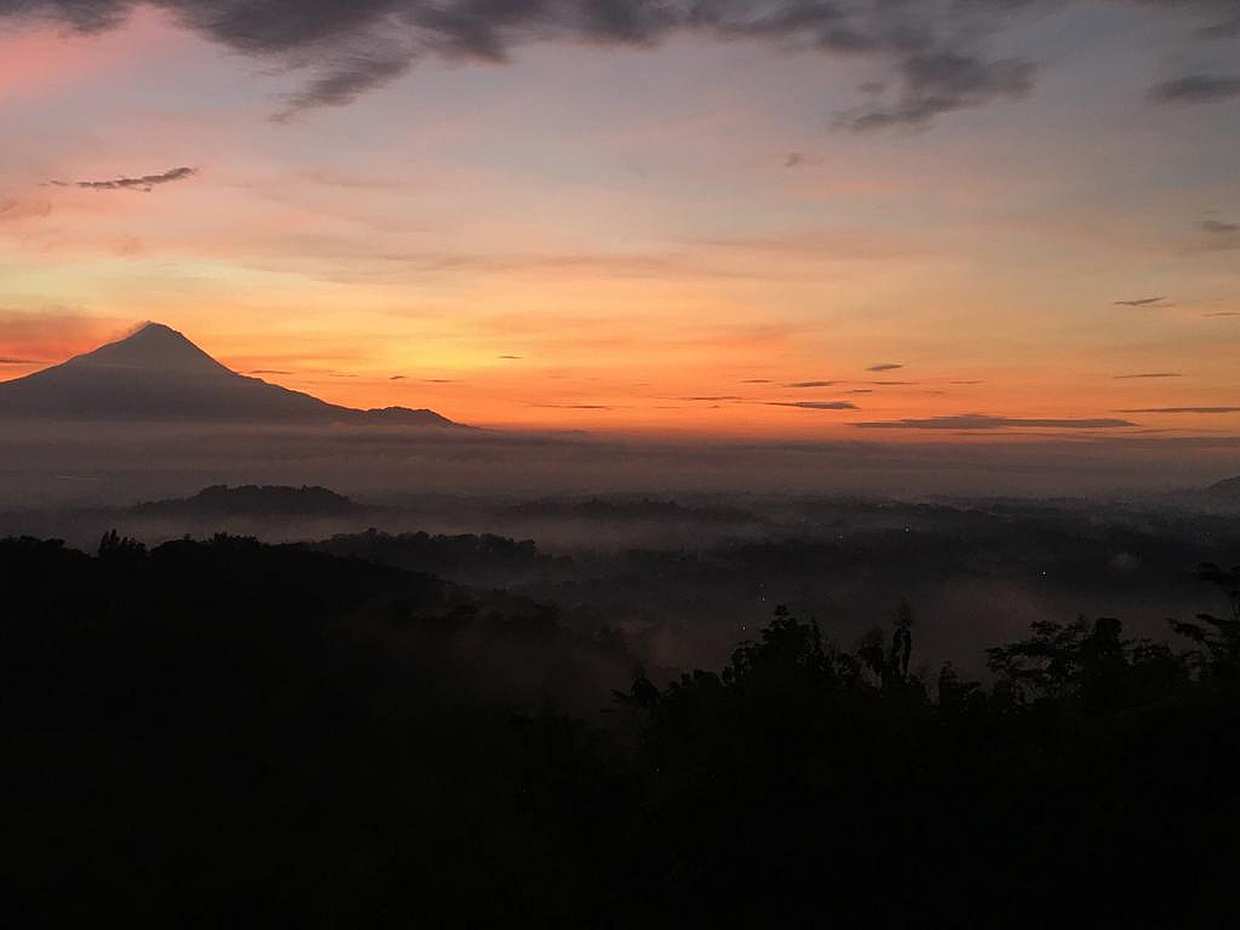Borobudur Sunrise, Merapi Volcano and Prambanan Full Day Tour in Indonesia, Yogyakarta, photo 4