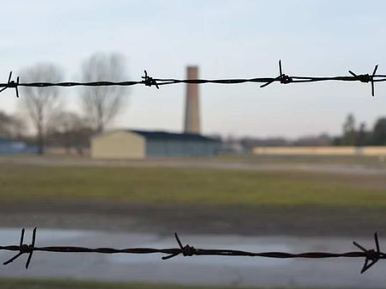 Privé tour naar de herdenkingsplaats van het concentratiekamp Sachsenhausen in Duitsland, Berlijn.
, photo 2