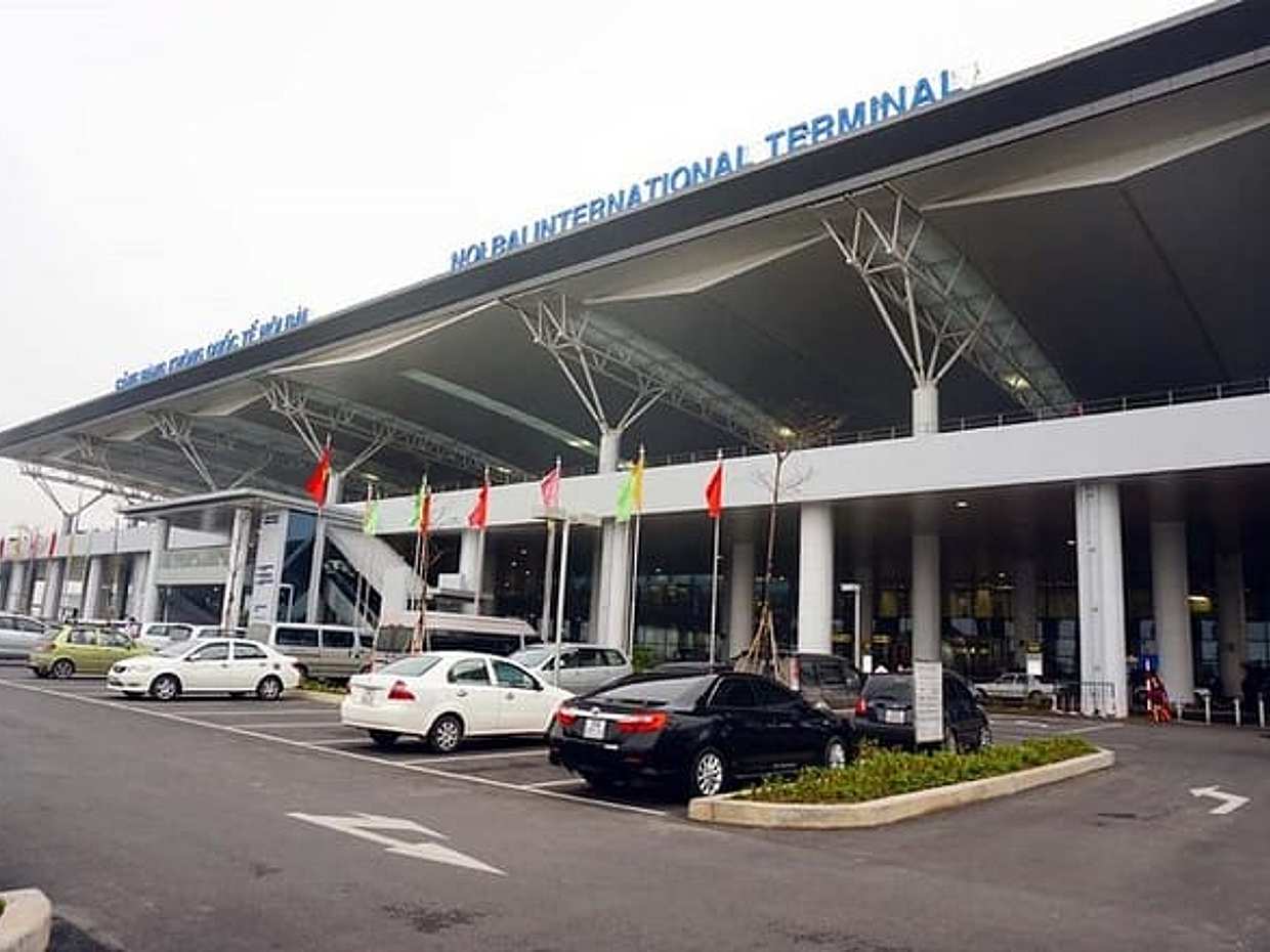 Hanoi Private Noi Bai Airport Transfer (PICK UP or SEE OFF), photo 2