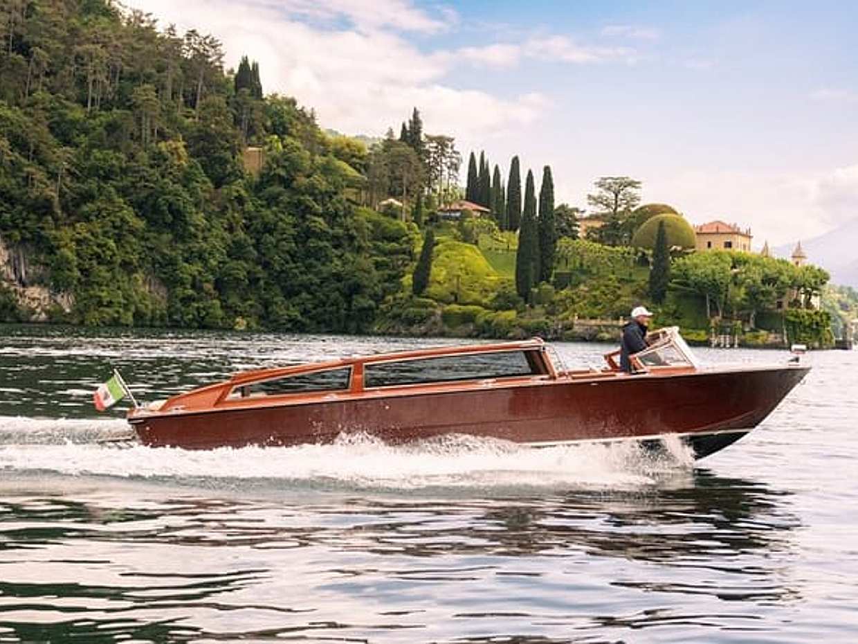 Private Como Tour and Lake Como VIP Luxury Boat Cruise, photo 4