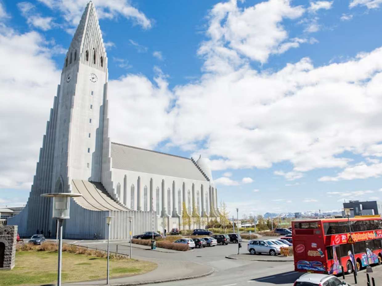 City Sightseeing Hop-on Hop-off Bus Tour of Reykjavik, photo 3