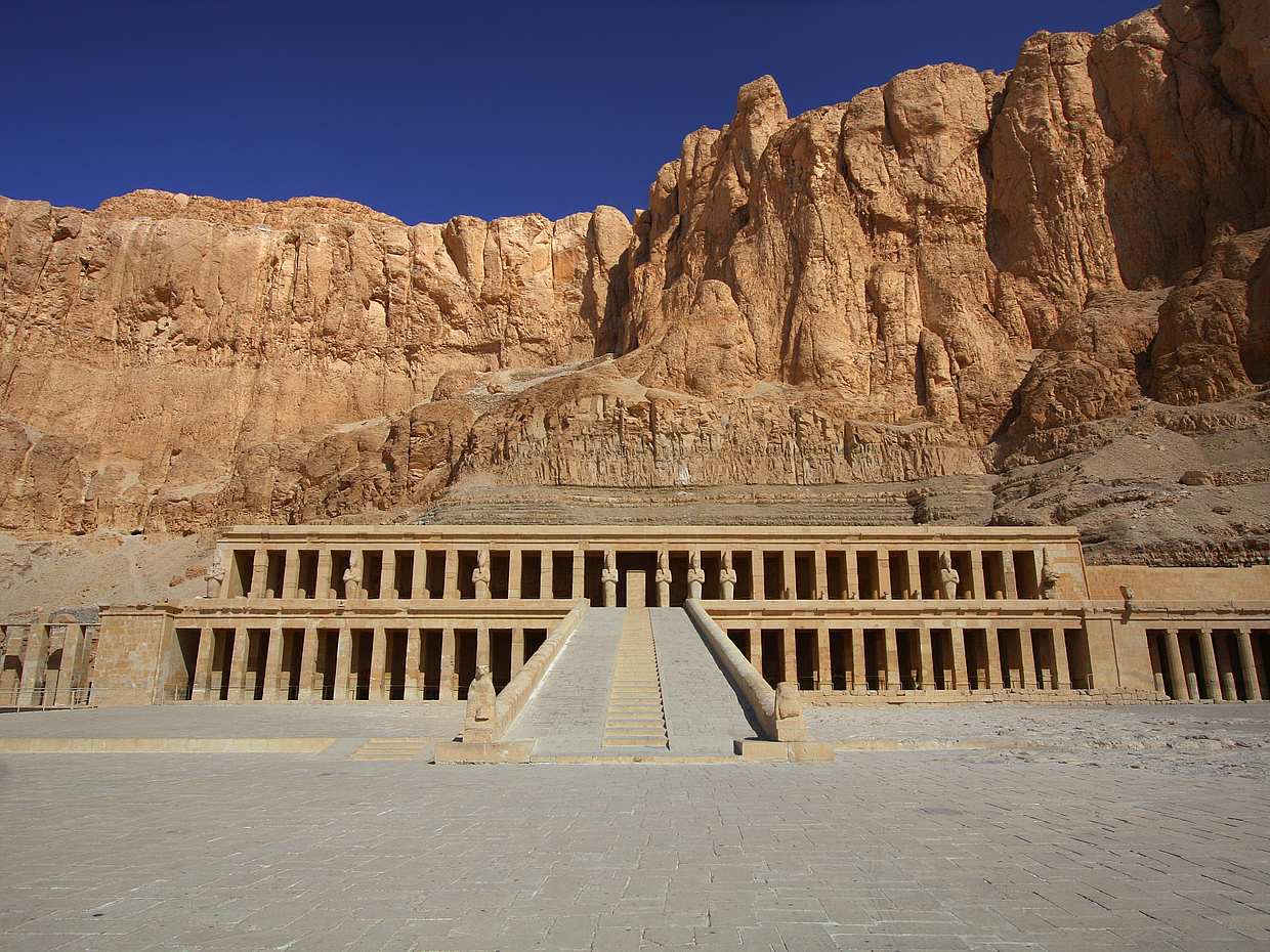 Budget Day Tour to Luxor from Hurghada, Egypt