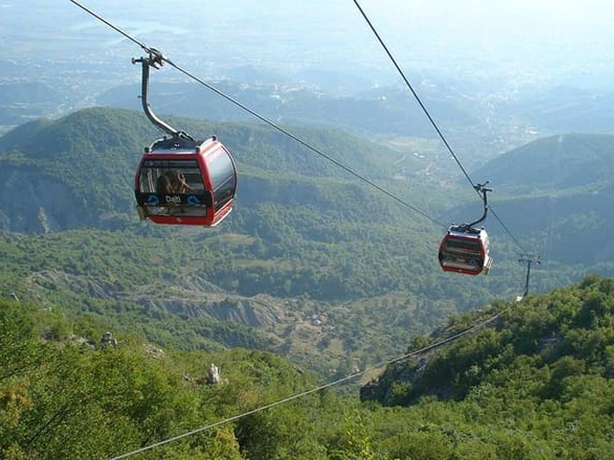 Parc National de Dajti en téléphérique en Albanie, Tirana