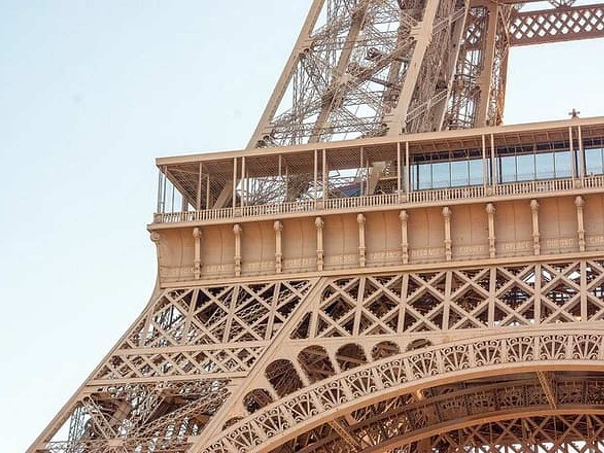 Saint Germain des pres, Eiffel Summit & River Cruise Private Tour, photo 4