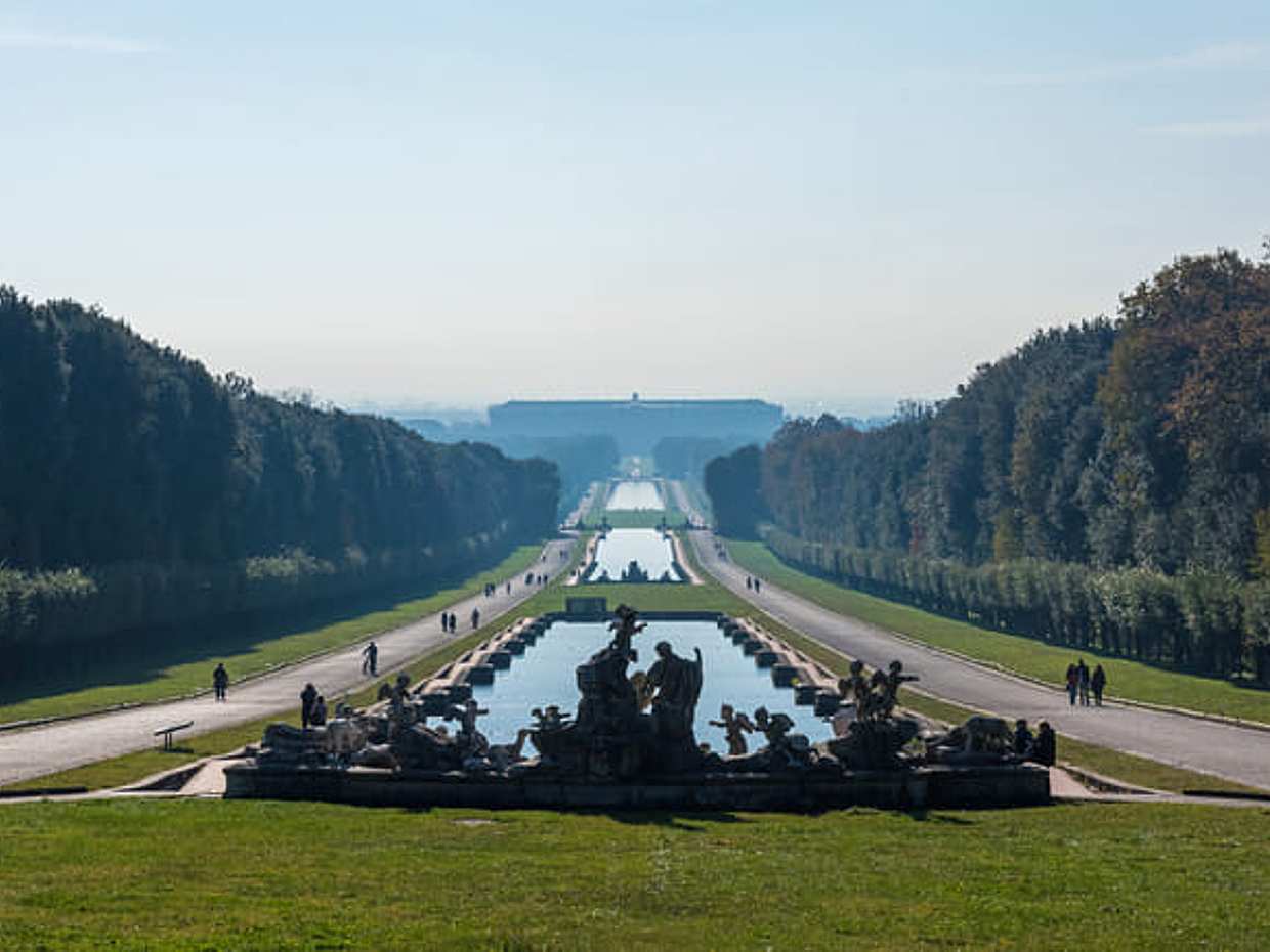Tour of the Royal Palace of Caserta and afternoon shopping from Naples, photo 5