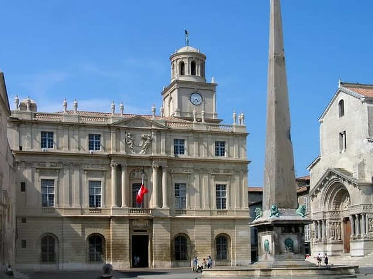 Marseille Shore Excursion: Full Day Private Tour of Roman Villages, photo 2