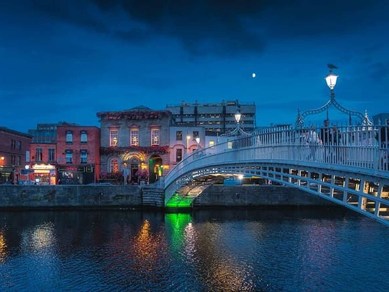 Dublin Ghost Hunt Exploration Game and Tour in Ireland