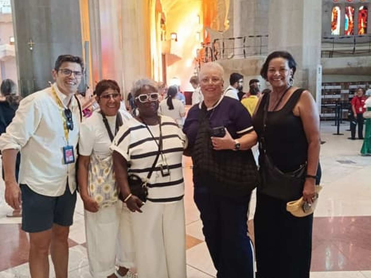 Sagrada Familia Semi Private Tour Skip-the-line FRENCH in Spain, Barcelona, photo 2