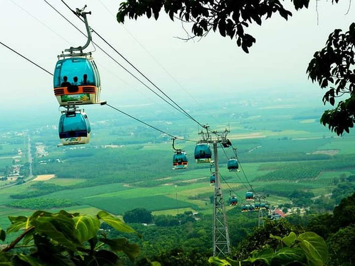 Black Virgin Mountain, Cao Dai Temple & Ben Duoc Cu Chi Tunnel in Vietnam, Ho Chi Minh City, photo 2