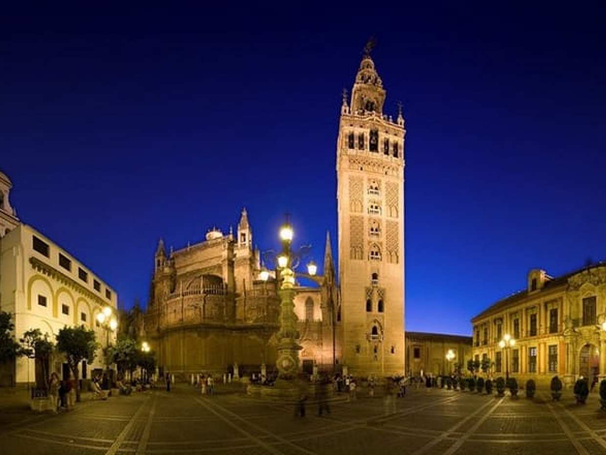 Exclusive Private Sevilla Enogastronomic and Historical Experience, photo 3