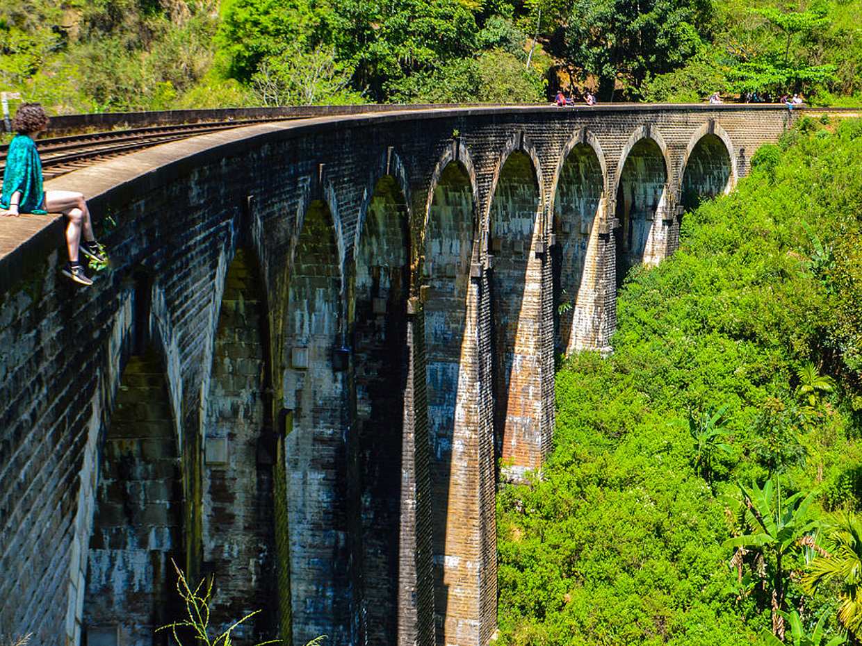 8-Day Ceylon Valentine Tour with Romantic Candle Light Dinner, Sri Lanka, photo 5