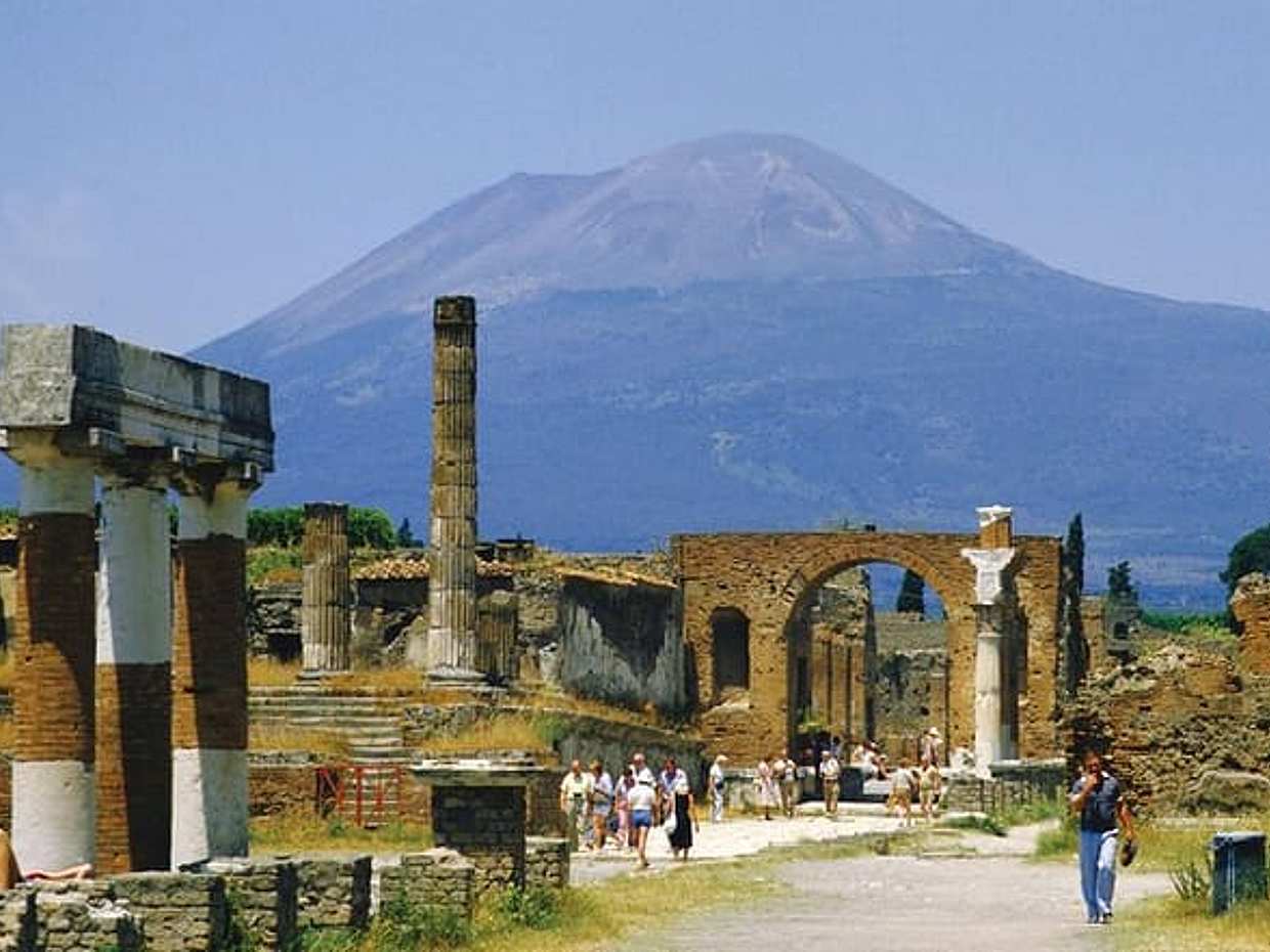 POMPEII & WINE TASTING tour from Naples - Group Tour, photo 3